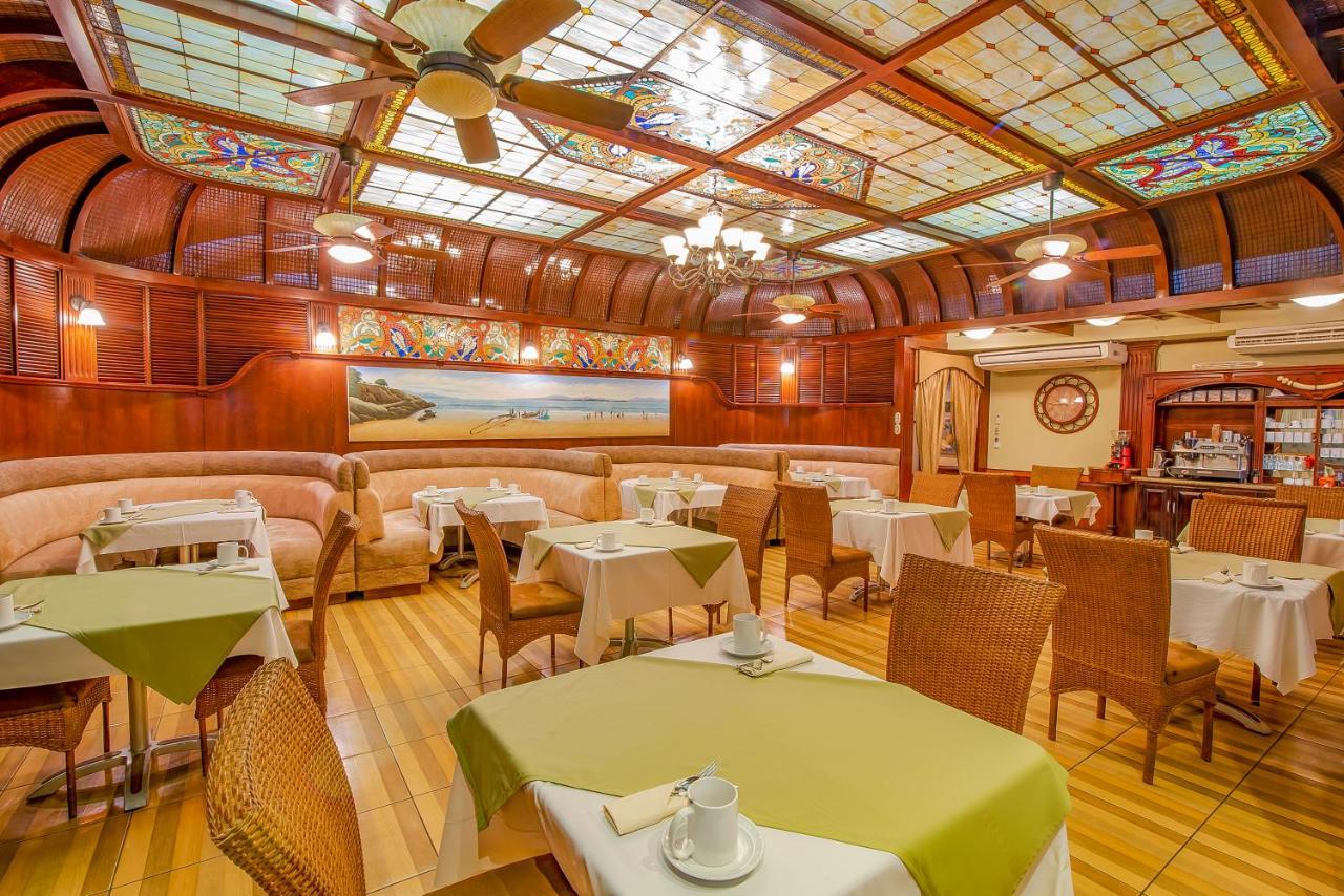Hotel Casa Roland Golfito Resort 외부 사진