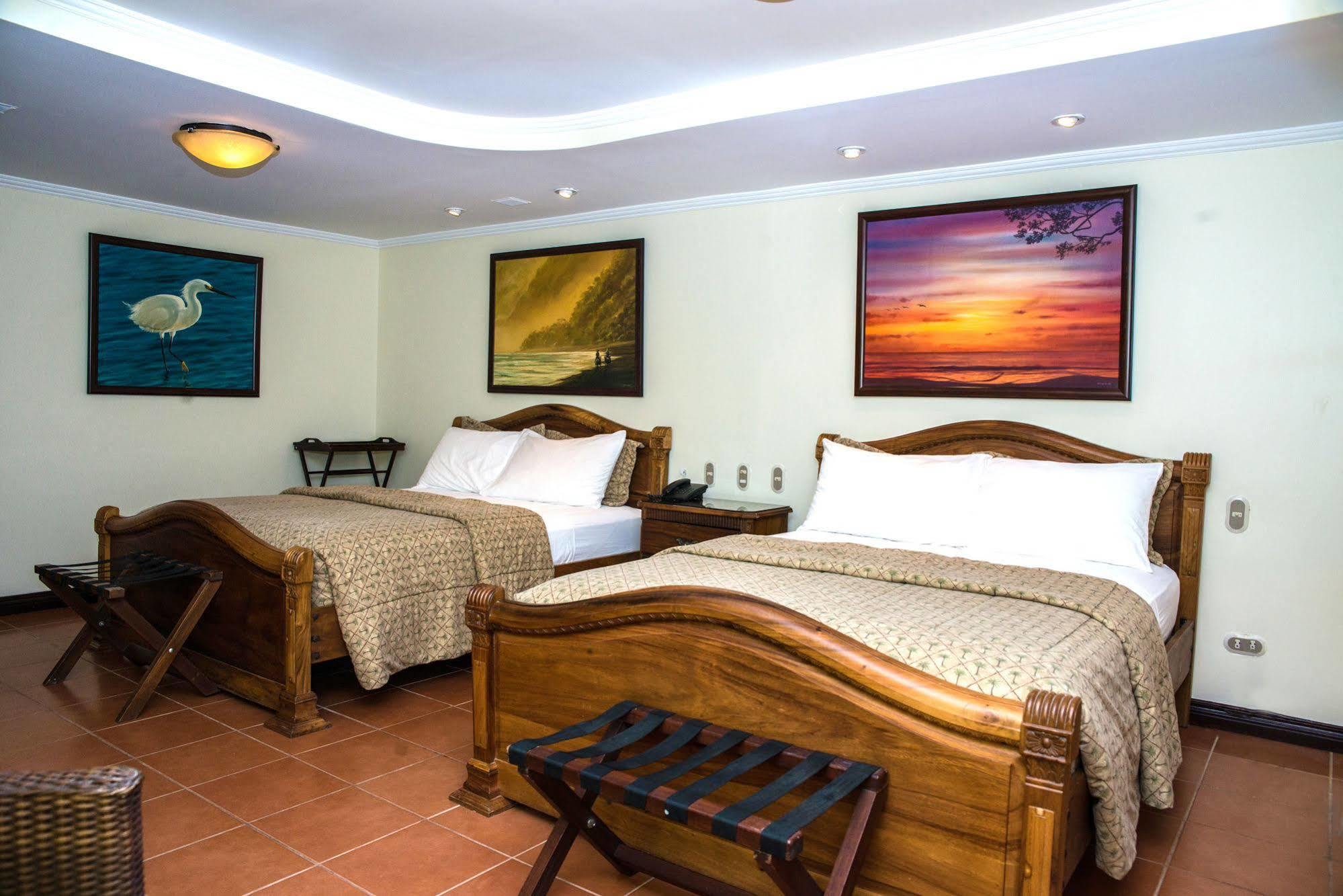 Hotel Casa Roland Golfito Resort 외부 사진
